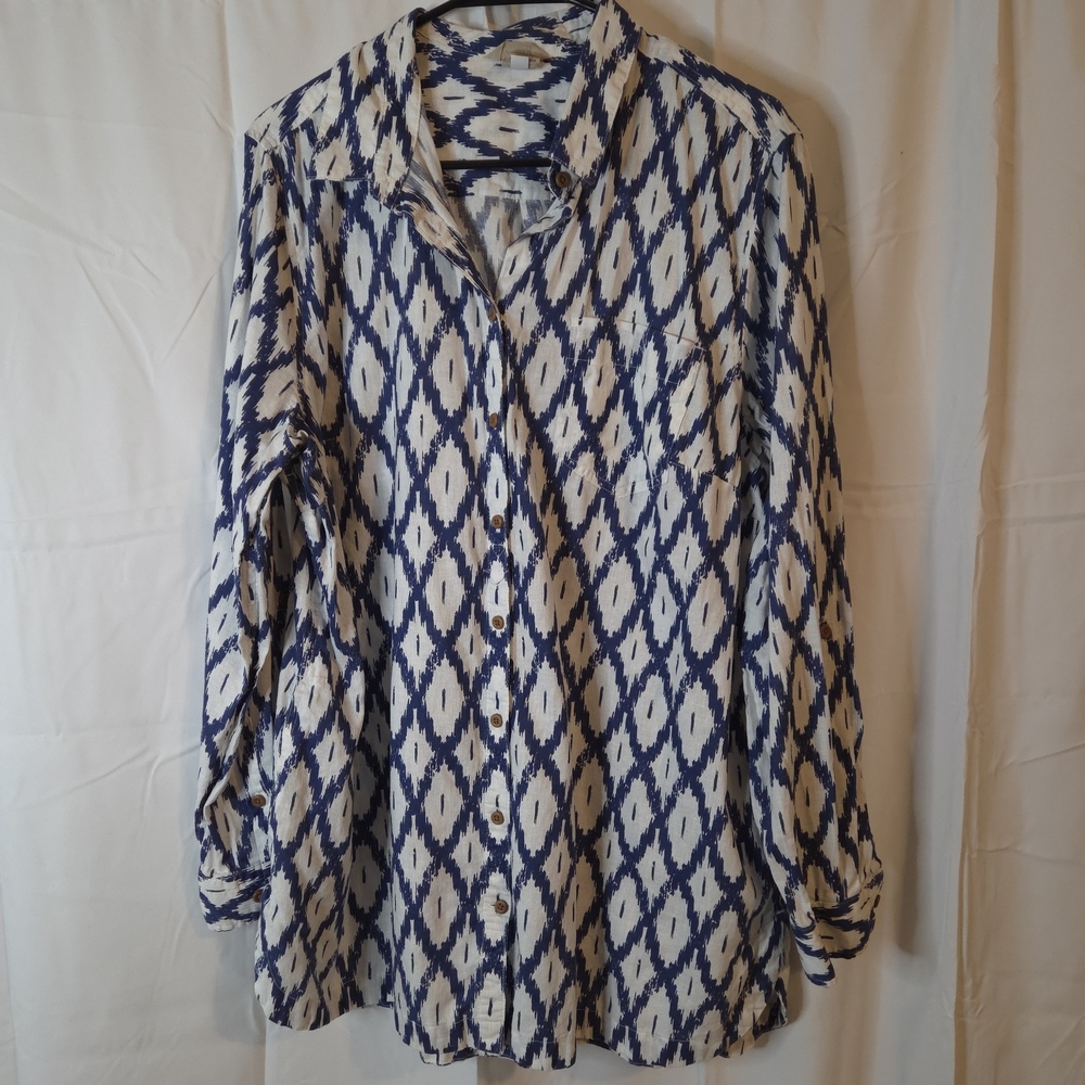 Duluth Trading Co Women's Blue White Button Down Shirt 100% Organic Cotton